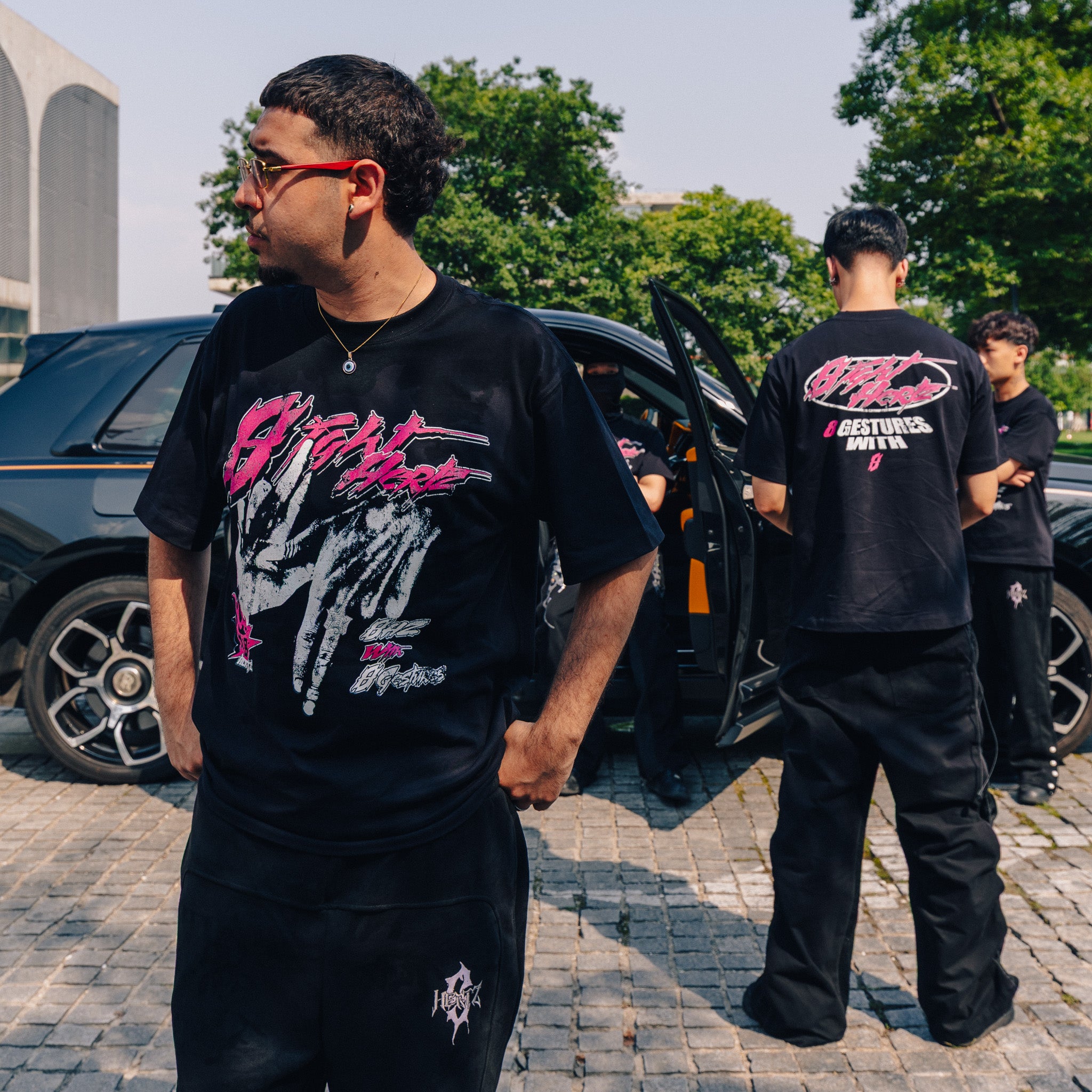 8HZ Gesture T-shirt TEE